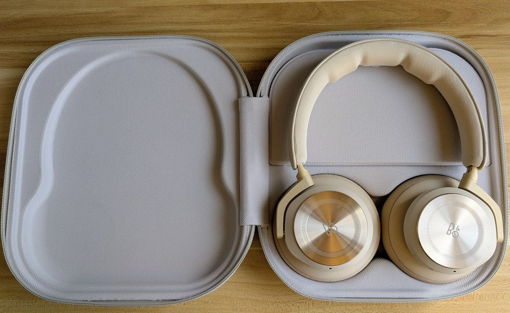 Bang & Olufsen Beoplay HX - Som de Luxo (Semi-Novos) + Full Bundle