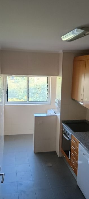 Aluga-se T2 - 900€  Campo-Valongo