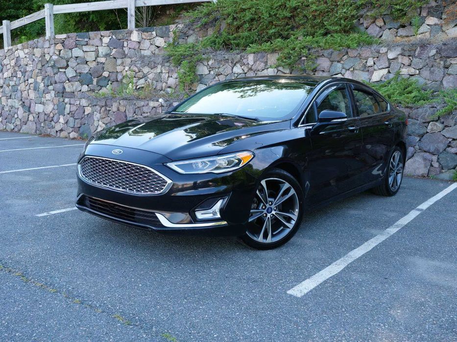 Ford Fusion Titanium      2019