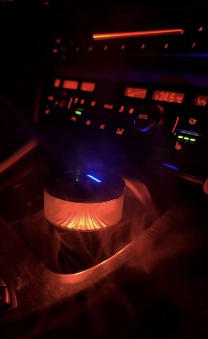 Ароматизатор в авто з ефектом туману