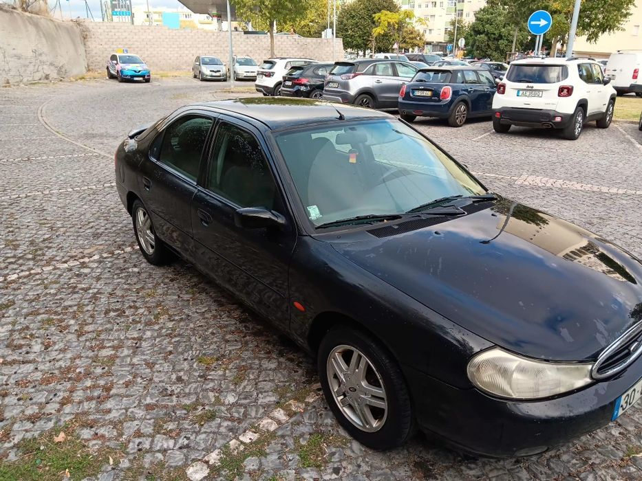 Ford mondeo 1.8 gasóleo com ac