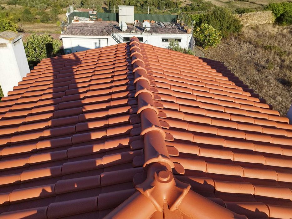 LOCATELLI DESENTUPIMENTOS E CANALIZAÇÕES