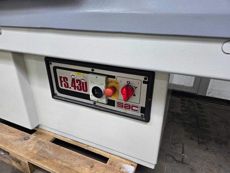 Wyrowniarka SAC FS 430