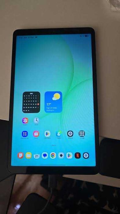 ELEGANCKI tablet Samsung A11 . Ekran 8.7 cala Gwarancja producenta