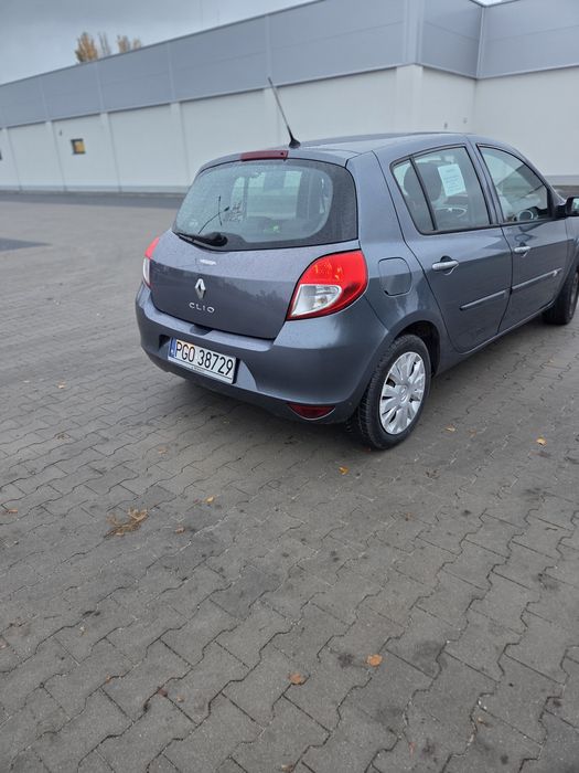 Clio Niski Przebieg!!!