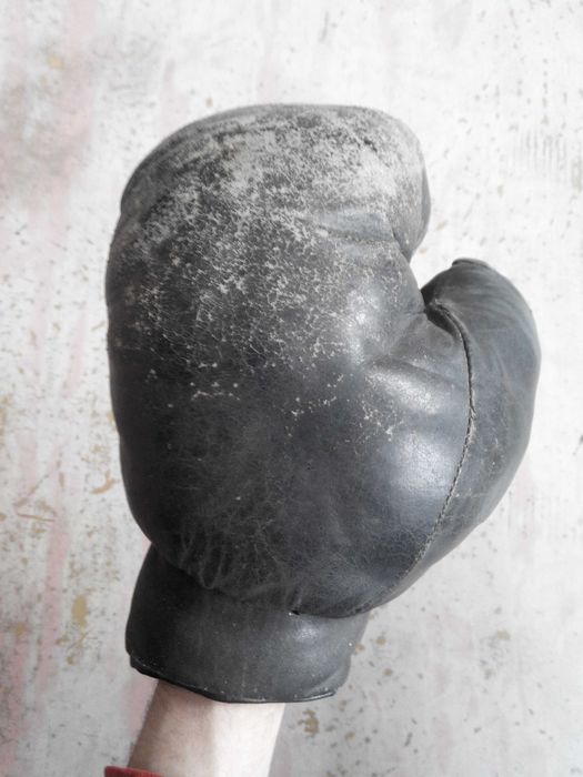 Боксерские перчатки