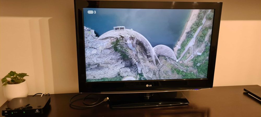 Televisão LG 37''