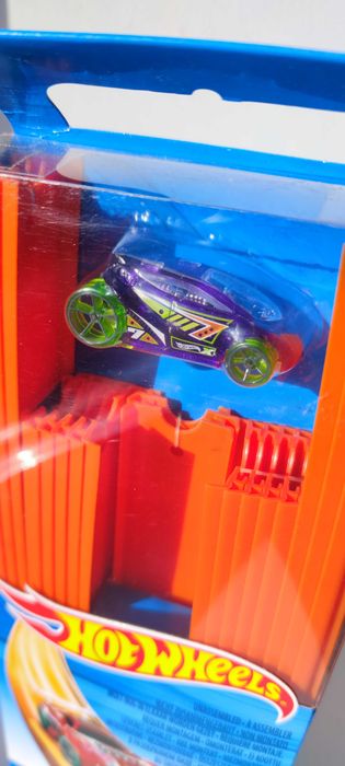 Hot Wheels BHT77