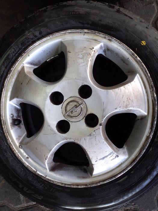 Jantes Opel R14 Com Pneus 165/65 Furação 4X100
