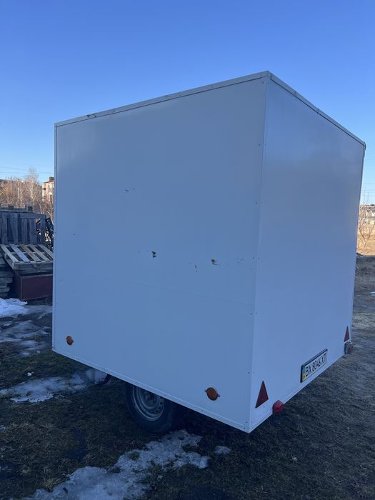 Причеп автобан павільйон на колесах