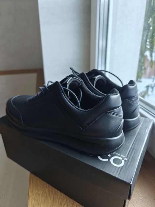 Nowe buty Ecco Aquet skórzane, rozmiar 42