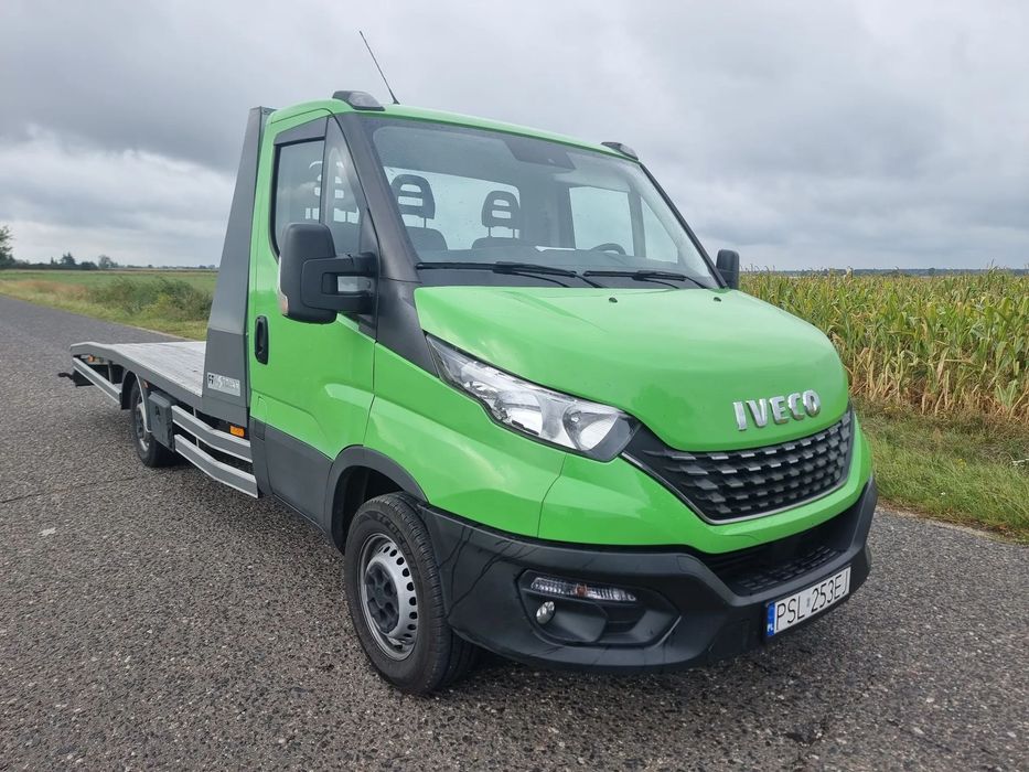 Iveco Daily Autolaweta Laweta Wciągarka Poduszki Najazd 490cm Ładowność 1600 Hak 3500kg  Daily Autolaweta Laweta Wciągarka Poduszki Najazd 490cm Ładowność 1600