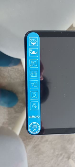 Tablet alcatel  Novo. 20,5 por 12,5 cm