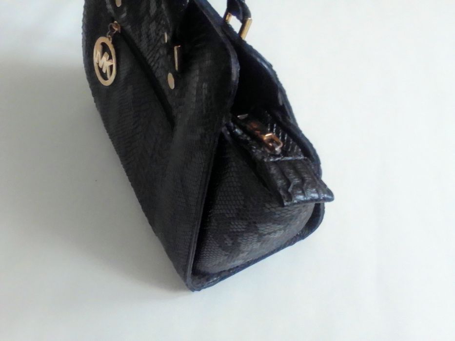 Сумка на мільйон (Глибоке тиснення під чорного пітона)