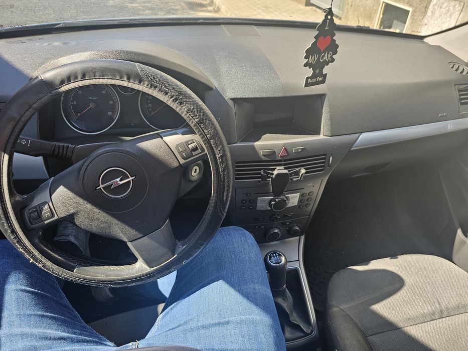 Carro Opel Astra