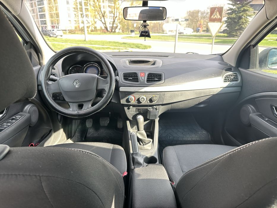 Рено флюенс 2016 рік газ/бензин