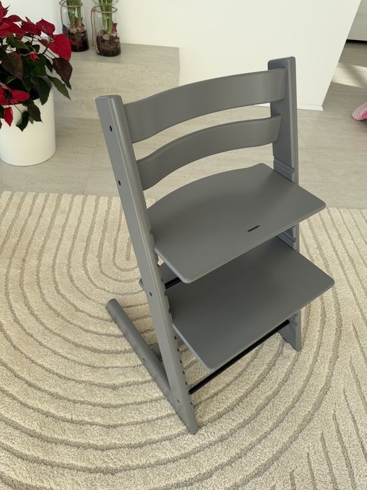 Stokke Tripp Trapp 2022r  storm grey