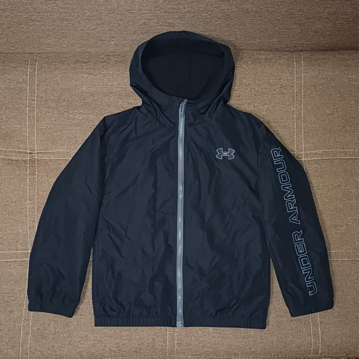 Детская куртка ветровка Under Armour (8-9лет)