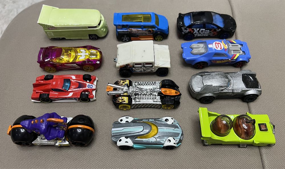 Продам машинки Hot Wheels