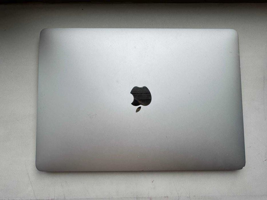 MacBook Pro 13-inch, 2017, 8Gb - 640Gb