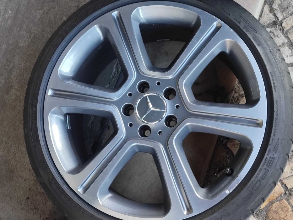 Jantes 19 Mercedes-Benz c/ pneus 225/40ZR19