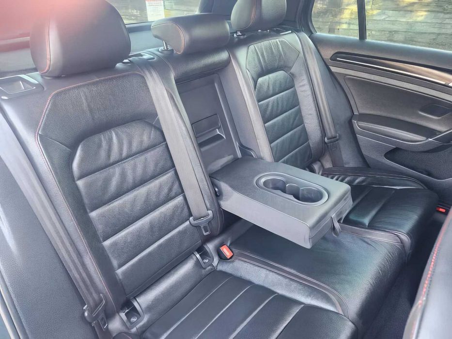 Volkswagen Golf GTI SE      2015