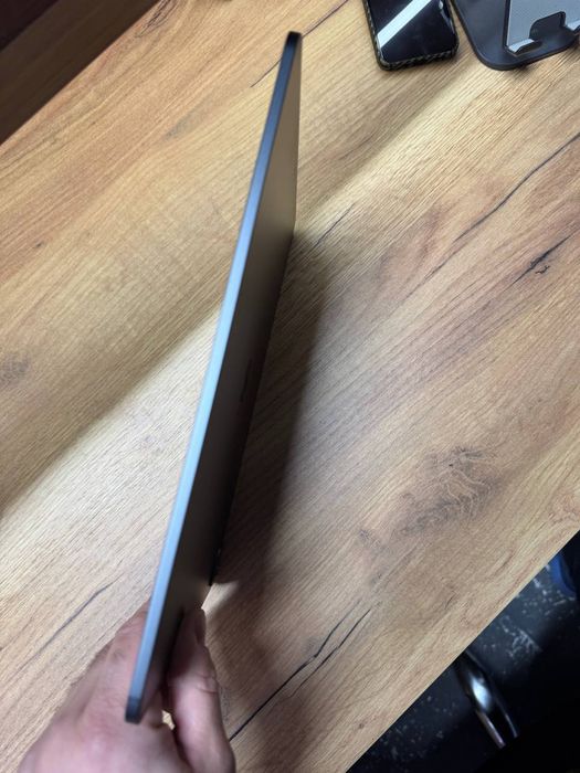 iPad Pro 13-inch (M5, 2025 року) на MDM профілі…