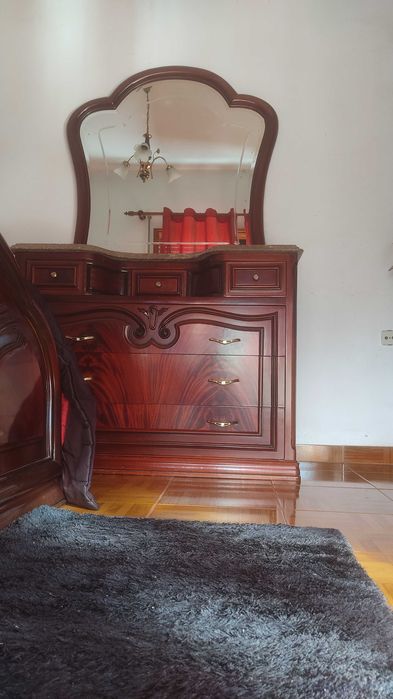 Quarto de casal completo como novo