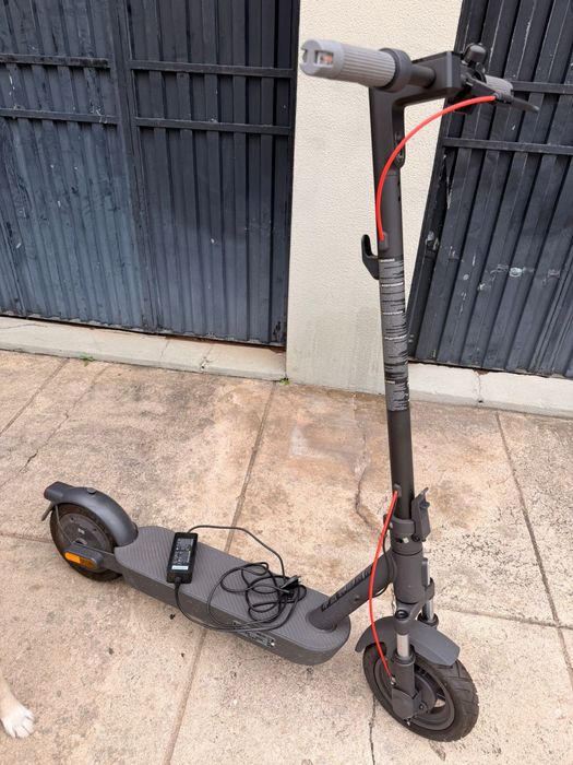 Vendo trotinete eletrica