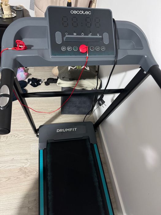 Vendo passadeira praticamente nova