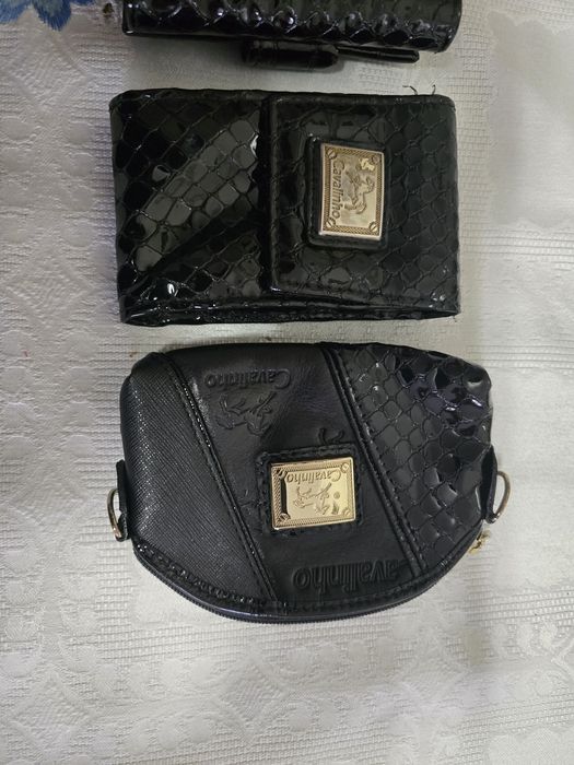 Carteiras da cavalinho usadas duas ou três vezes