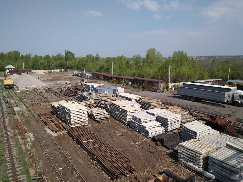 Продаємо діючу виробничо складську базу в межах міста 2,91 га ділянка - View 3