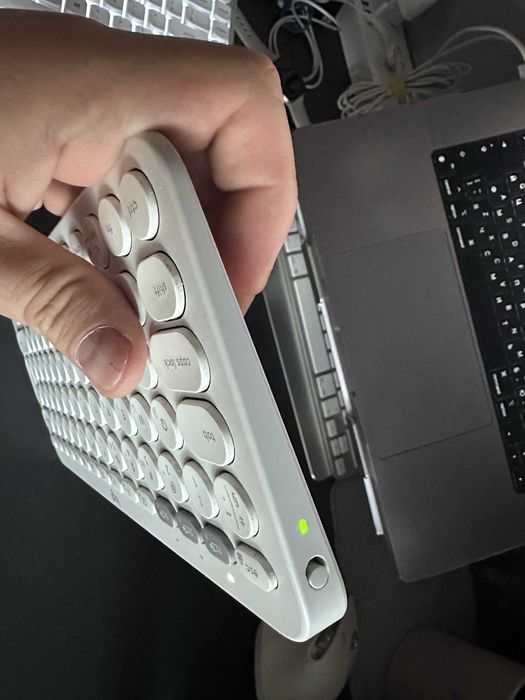 Logitech k380s pebble keys 2