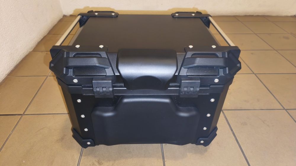 Top case 45l preta como nova