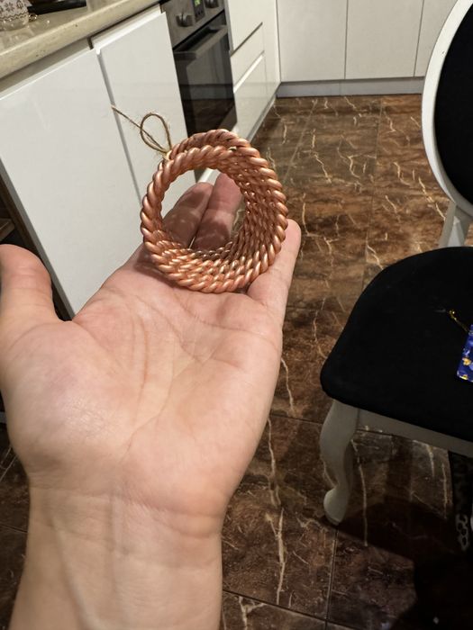 Spiralna nakladka stozkowa na kran- strukturyzacja wody