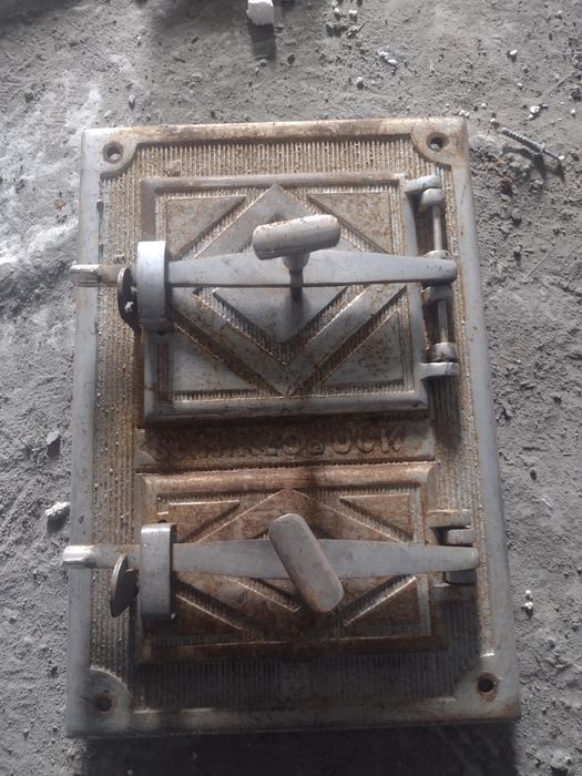 Ładne kompletne drzwiczki żeliwne do kuchni do pieca kuchni