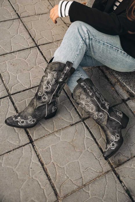 Сапоги женские казаки