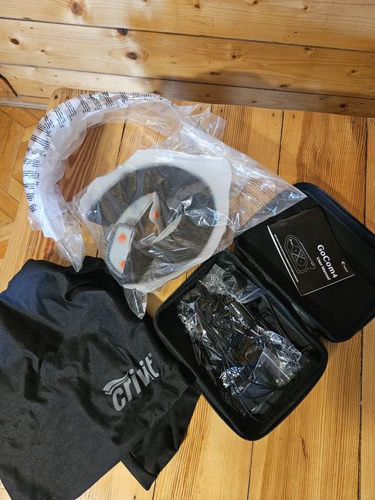 Kask Crivit "M" + intercom Noeci GOCOM 4