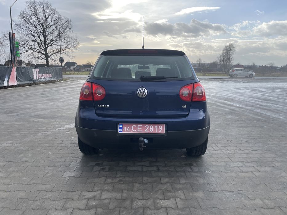Volkswagen Golf V 1.6 MPI