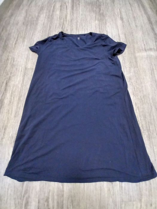 Sprzedam damską koszulę nocną rozmiar XL firmy C&A.