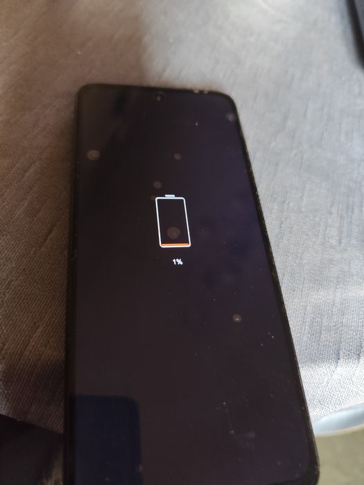 iPhone Redmi como nova