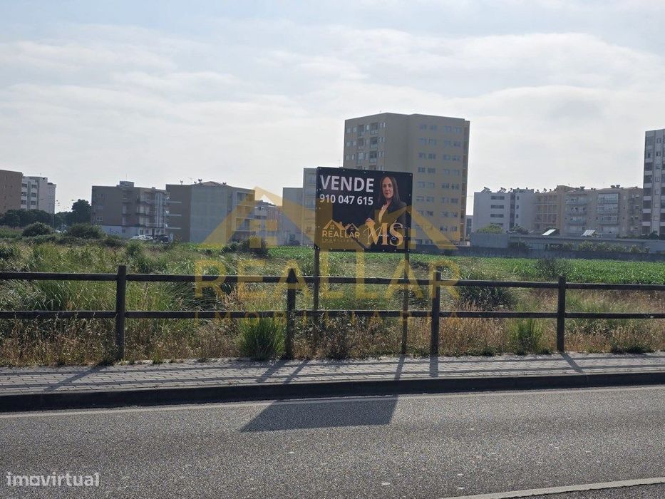Excelente Oportunidade de Investimento: Terreno para Construção em ...