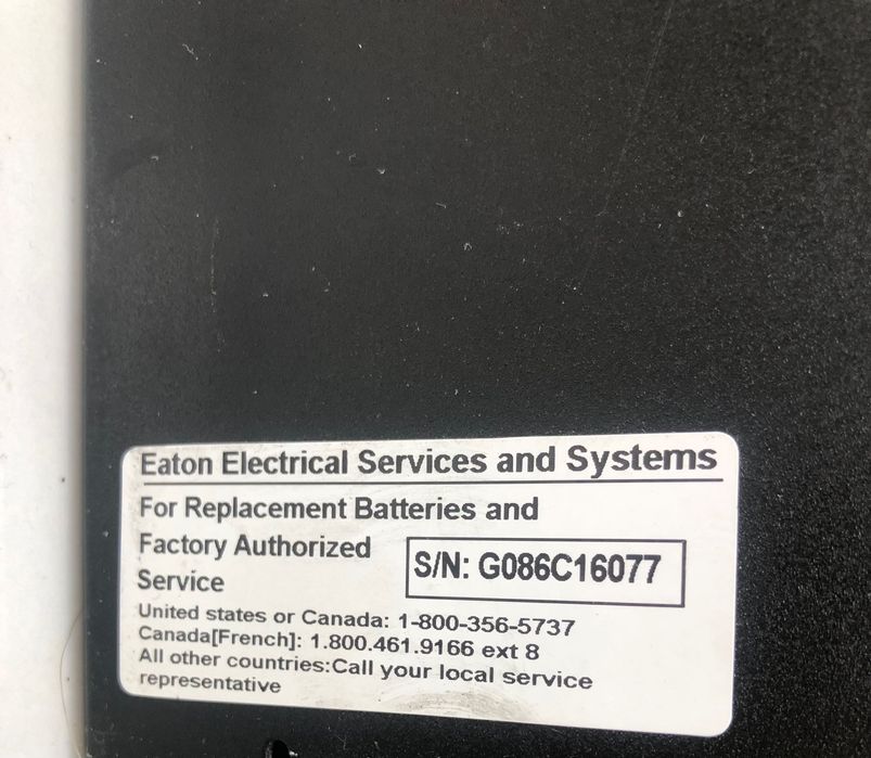 інвертор-бесперебійник Eaton 5px 1500iR з двума доп.блоками батарей