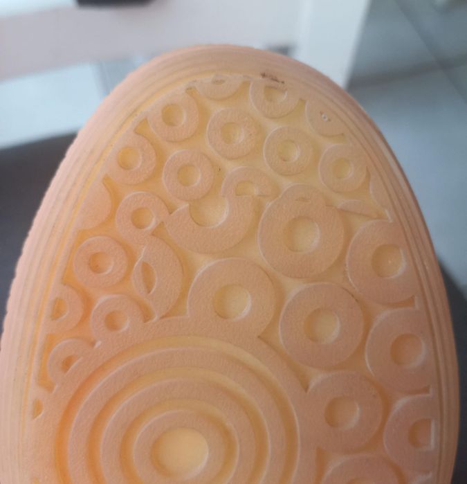 Praktycznie nowe buty sportowe Puma r.36