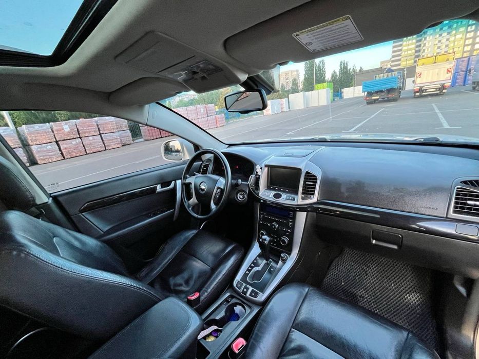 Продам  Chevrolet Captiva 2.2 дизель