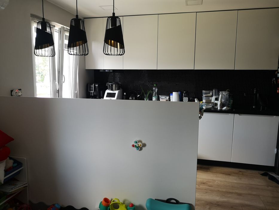 Półwysep biały lakierowany komoda półmat