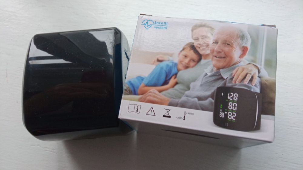 Продам тонометр новый