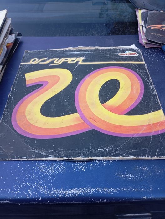 Vendo disco vinil muito bonito bom estado