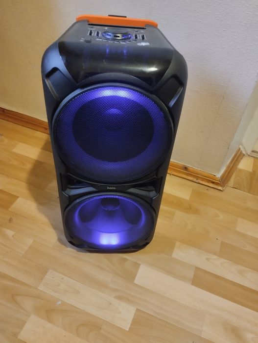 Продаю портативну колонку Hoco DS42 у хорошому стані. Чудово підійде д