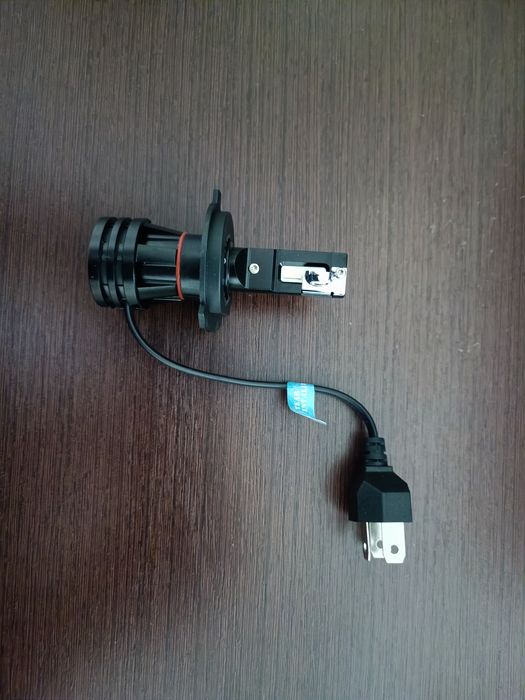 Автолампа Н4 лед